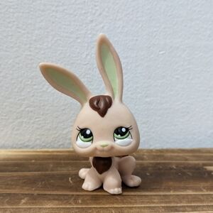 Littlest Pet Shop Talent Show Rabbit #1019